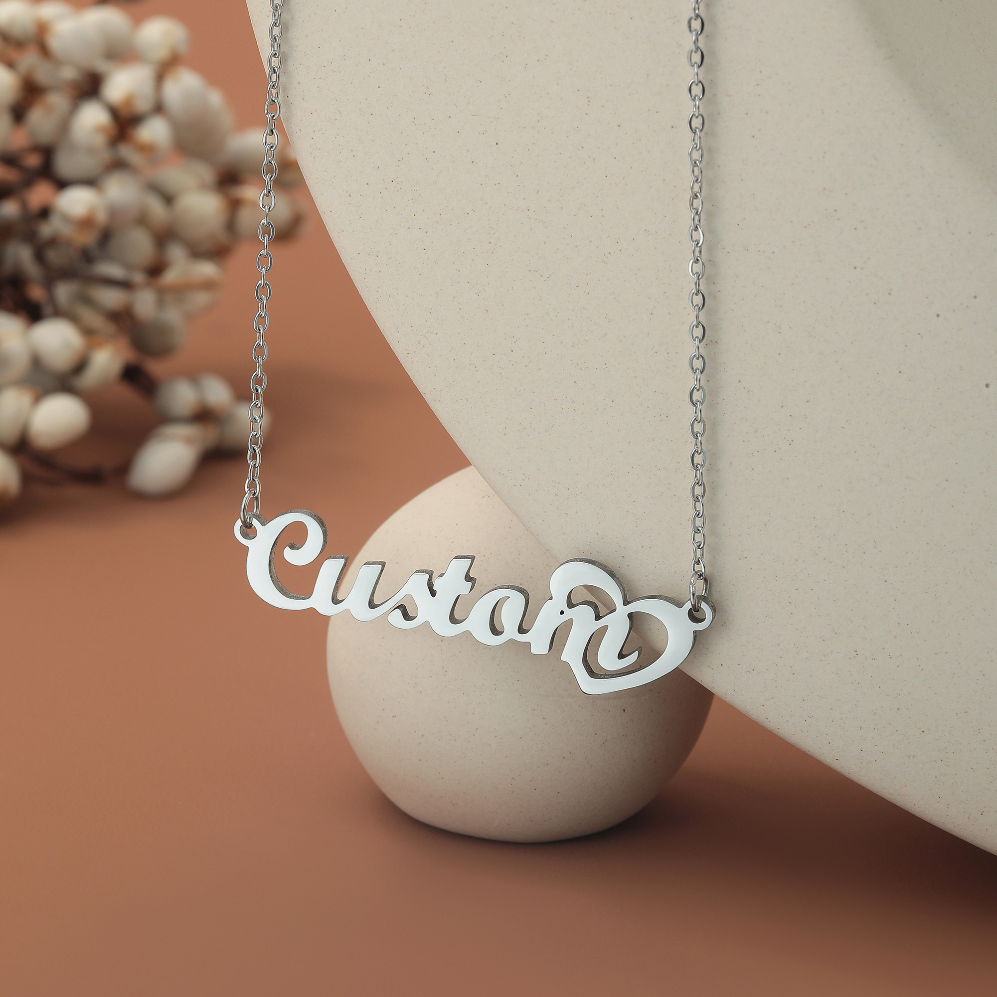 قلادة اسم مخصصة للنساء ، سلسلة - مراجعة Name Necklace Custom وسعره