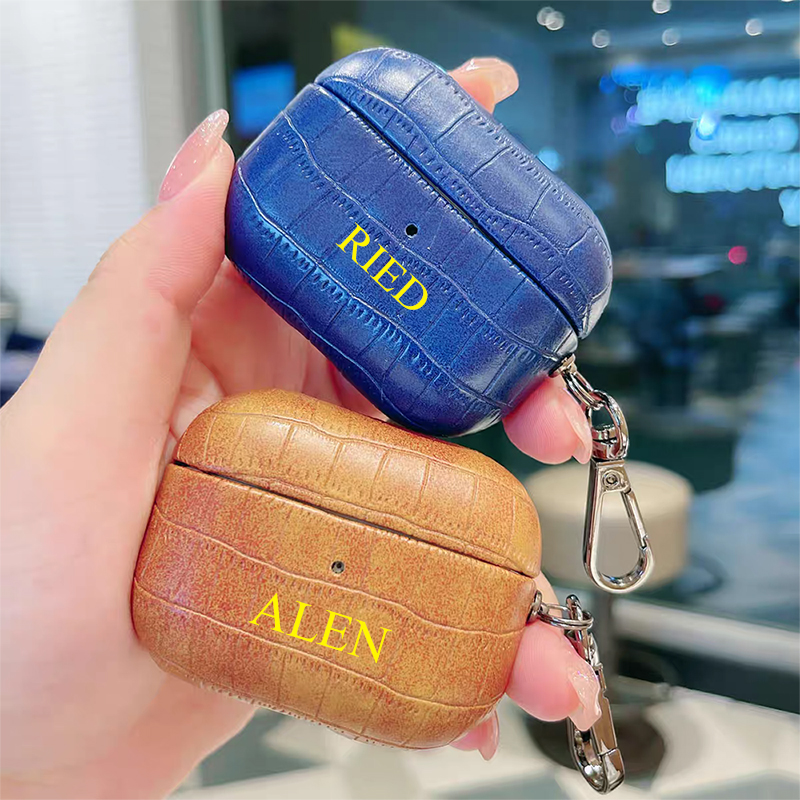 اسم مخصص جلد التمساح Eaphone ح - مراجعة Monogram Keychain Leather وسعره
