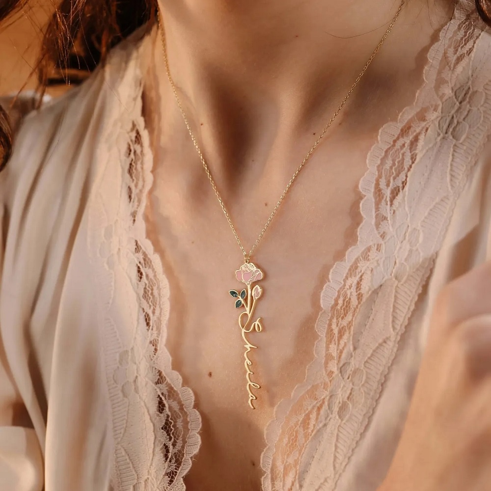 شخصية اسم قلادة مع زهرة الميلا - مراجعة Birth Flower Necklace وسعره