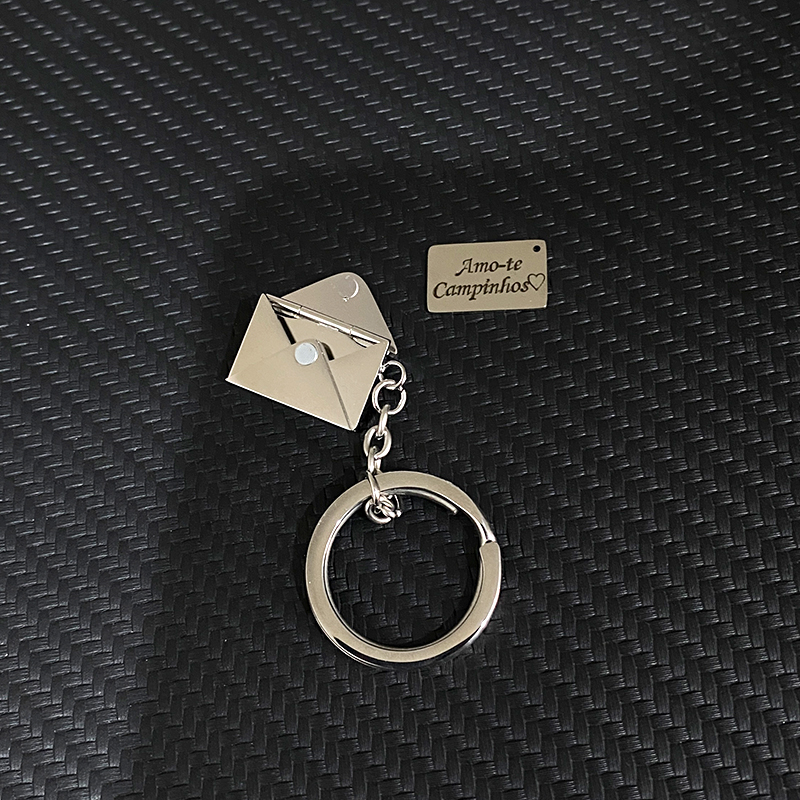 ميدالية مفاتيح مخصصة على شكل ظ - مراجعة Initial Ring Custom وسعره