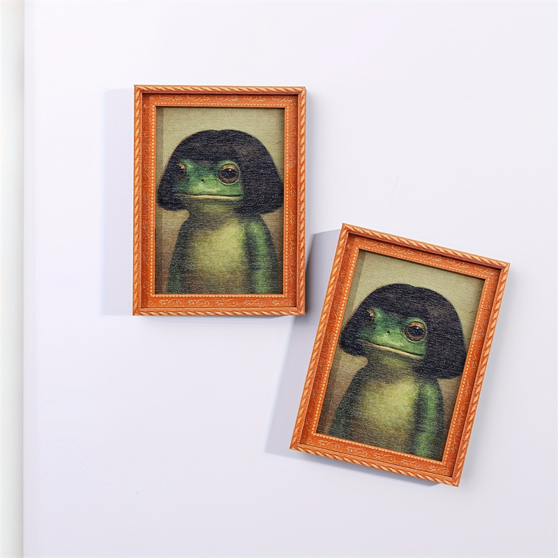 إطار صور خشبي صغير على شكل ضفد - مراجعة Engraved Wood Frame وسعره